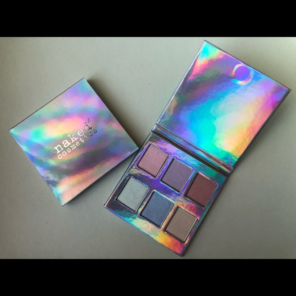Naked cosmetics highlighters